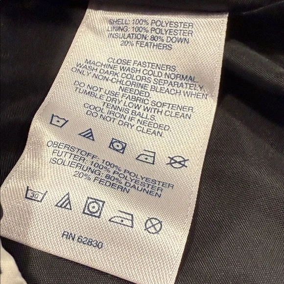 Lands' End Down filled Vest Black & White Geometric pattern zips up pockets SM - Picture 7 of 9